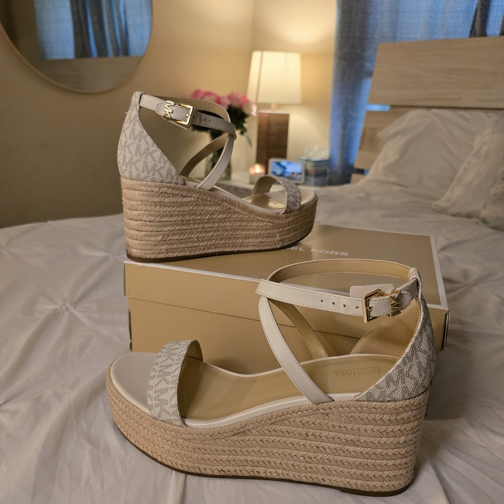 Michael Kors Beige Wedge Espadrille Sandals (Serena) Like New Condition